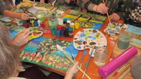 Рисовать может каждый: мастер класс от изостудии "Креатив" для людей с ограниченными возможностями