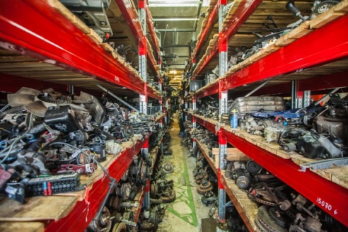 Бывшие в употреблении запчасти для иномарок – качество и надежность