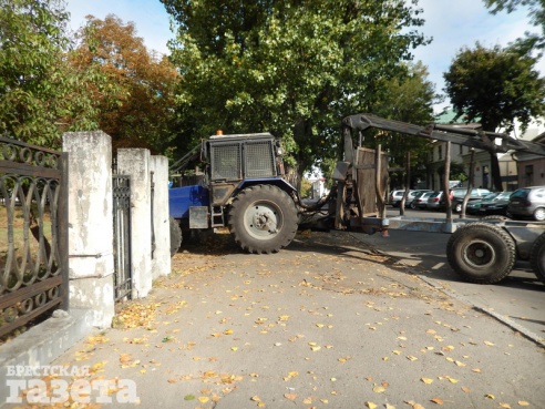 В Бресте началось возрождение Городского сада