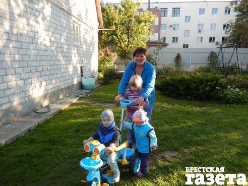 Жители ул. Поплавского, не получившие ответов на свои главные вопросы, выражают недоверие власти