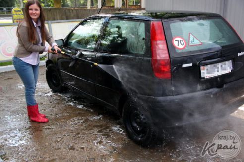 Испытано на себе: ищем в Молодечно бюджетную и качественную автомойку (фото)