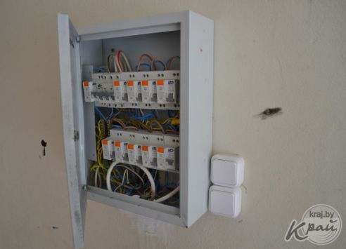 «Мы стараемся, а им лишь бы навредить!» В Вилейке неизвестные повредили скейт-площадку (фото)