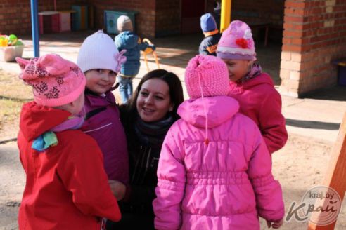 «Дело не в зарплате, а в детях». Молодая воспитатель детсада в Вилейке рассказала, почему пошла в педагоги (фото)
