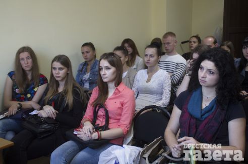 Консультацию по распределению провели для брестских студентов эксперты БOСС