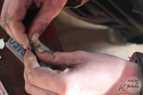 «Не задохнемся, ни разу еще не померли», или Как инспекторы Вилейского РОЧС проверяли проблемные дома (фото)