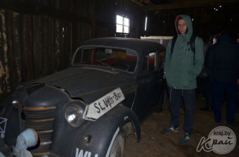 Нестандартный урок в честь Дня автомобилиста и дорожника провел преподаватель вилейского колледжа (фото)