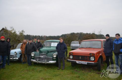 Нестандартный урок в честь Дня автомобилиста и дорожника провел преподаватель вилейского колледжа (фото)