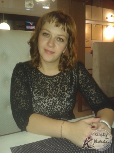 Билет на концертную программу Дмитрия Колдуна получает Анна Солодинская из Молодечно