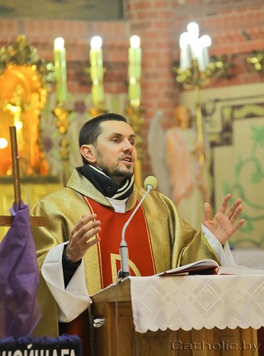 Сустрэча ўсяго каталіцкага духавенства Віцебскай дыяцэзіі адбылася 17 лістапада ў Паставах (фота) Сустрэча ўсяго каталіцкага духавенства Віцебскай дыяцэзіі адбылася 17 лістапада ў Паставах (фота)