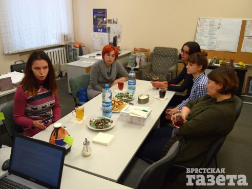 Дискуссионный клуб «БГ»: «Поступление в вуз лежит в одной плоскости, а школьная программа - в другой»