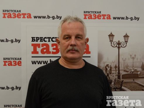 Дискуссионный клуб «БГ»: «Поступление в вуз лежит в одной плоскости, а школьная программа - в другой»