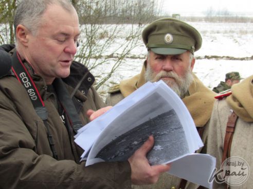 Автопробег по Поставщине дошел до кладбища І мировой у пограничной полосы, куда не пускают обычных людей (фото)