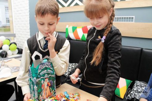 Сладкая традиция, которой не прерваться. Выбираем конфеты для новогоднего подарка