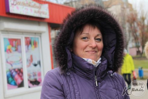 «Нужно больше граффити со смыслом». Что думают молодечненцы об изображении спасателя на девятиэтажке (опрос)