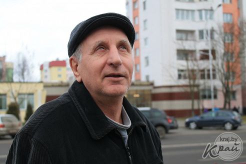 «Нужно больше граффити со смыслом». Что думают молодечненцы об изображении спасателя на девятиэтажке (опрос)