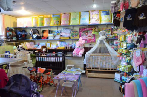 От кроватки до игрушек. Где в Вилейке купить детские товары в рассрочку?