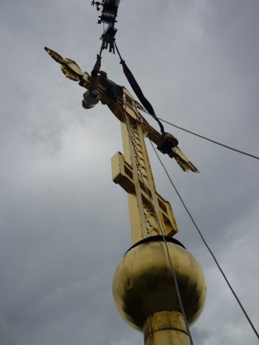 Как, вися на веревке, поменять окна на 18 этаже и снять котенка с дерева. И чему еще научился бывший учитель из Докшиц