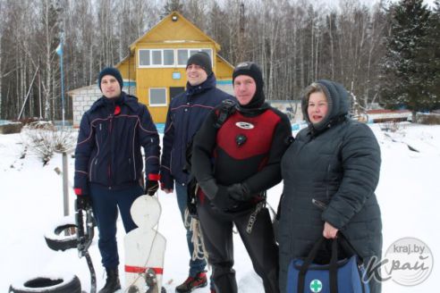 «Впервые искать тело утопленника было жутко». Как вилейские водолазы круглый год работают под водой (фото)