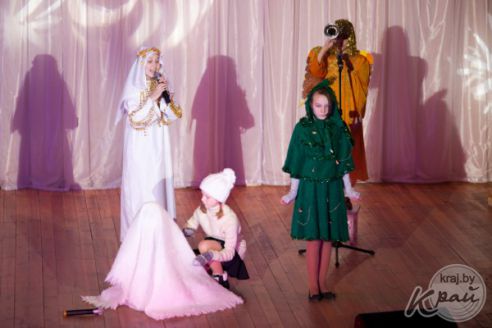 Королем шестого Рождественского бала в Глубоком стал Евгений Мальчонок из Докшицкого района (фото)