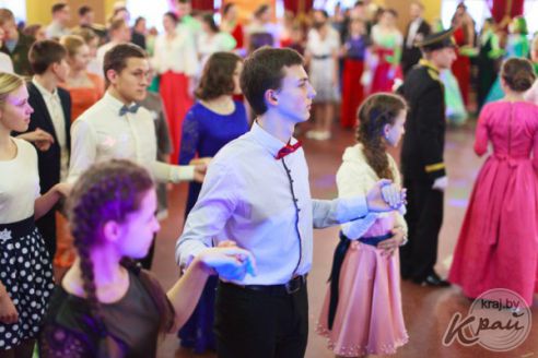 Королем шестого Рождественского бала в Глубоком стал Евгений Мальчонок из Докшицкого района (фото)