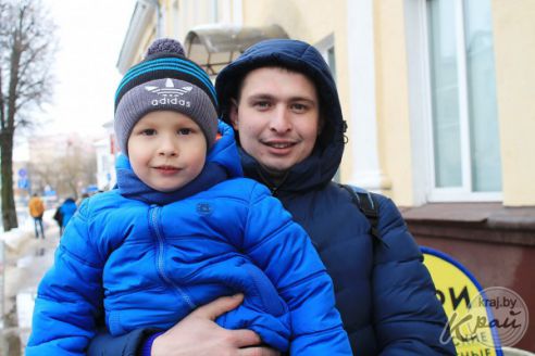 «Что изменится, не знаю. Но поборы надоели!» Мнение молодечненцев о запрете на сбор средств в школах и садах (фотоопрос)