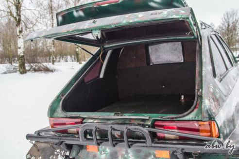 Молодечненец построил вездеход на гусеничном ходу из "Москвича" и "Фольксвагена" (фото, видео)