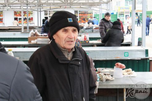 Молодечненцы хотят спросить у Александра Лукашенко: «Когда в стране станет жить лучше?» (фотоопрос)