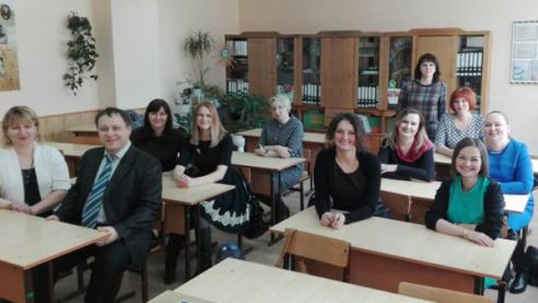 10 и 40 лет спустя. Вечера встречи выпускников нашего края в Facebook (фото)