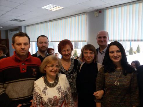 10 и 40 лет спустя. Вечера встречи выпускников нашего края в Facebook (фото)