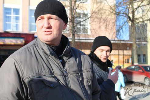 Президент обещал всем «попиццот». Молодечненцы: «Откуда? Из воздуха?» (фотоопрос)