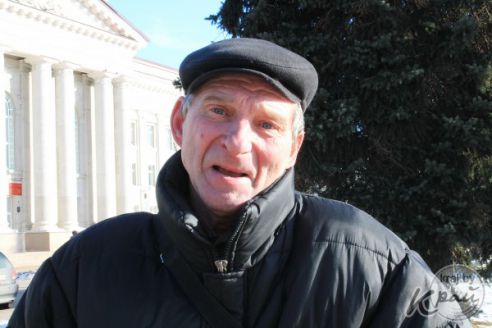 Президент обещал всем «попиццот». Молодечненцы: «Откуда? Из воздуха?» (фотоопрос)