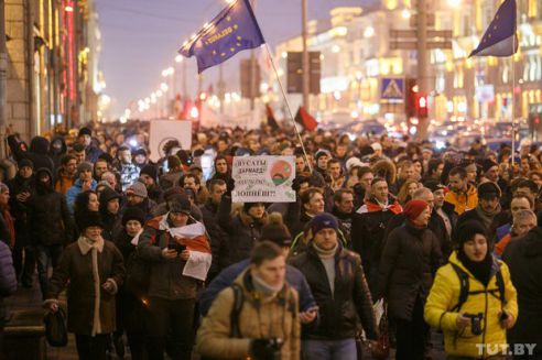 В Минске прошел неожиданно массовый «Марш рассерженных белорусов» (видео)