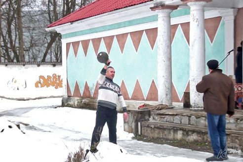 Древний праздник в честь медведя. Комоедицу отметили в Поставском районе (фото, видео)