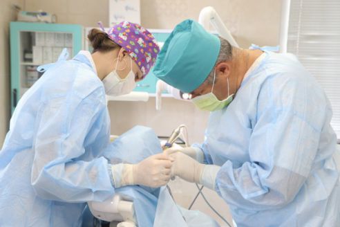 Стоматологи молодечненского центра «Челсена-Дент»: «Нам очень важно, чтобы у наших пациентов была красивая улыбка»