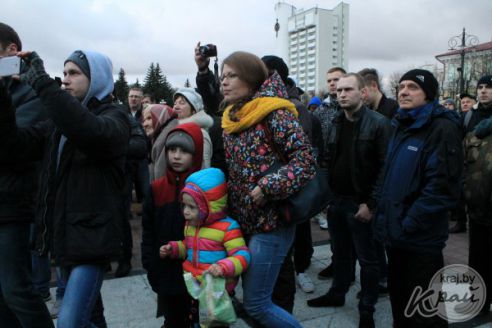 «Мы хотим достойной жизни!» В Молодечно прошел марш нетунеядцев (фото, видео)