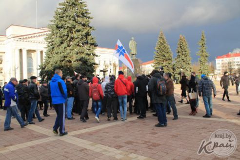«Мы хотим достойной жизни!» В Молодечно прошел марш нетунеядцев (фото, видео)