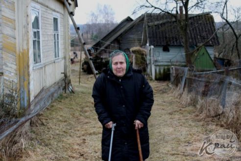 «Вёску шкода. Быў 91 жыхар, а стала 3». Репортаж из деревни Кулеши на Вилейщине, где остались три жилые хаты (фото)