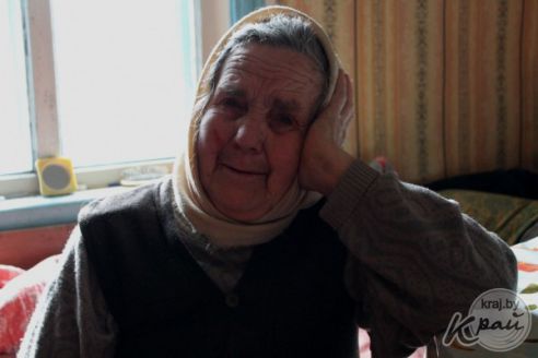 «Вёску шкода. Быў 91 жыхар, а стала 3». Репортаж из деревни Кулеши на Вилейщине, где остались три жилые хаты (фото)