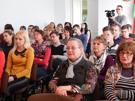 «Я памяти служу, как служат Храму…» Творческая встреча с белорусской писательницей Людмилой Рублевской