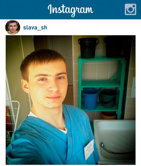 "Убираю, помогаю с лежачими больными, мету двор". Как вилейчанин проходит альтернативную службу в больнице