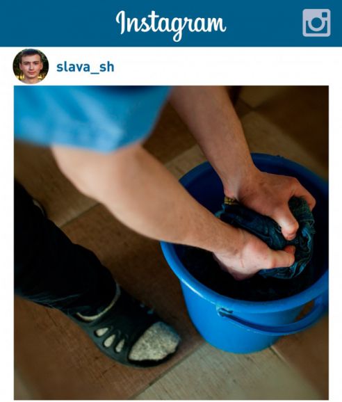 "Убираю, помогаю с лежачими больными, мету двор". Как вилейчанин проходит альтернативную службу в больнице