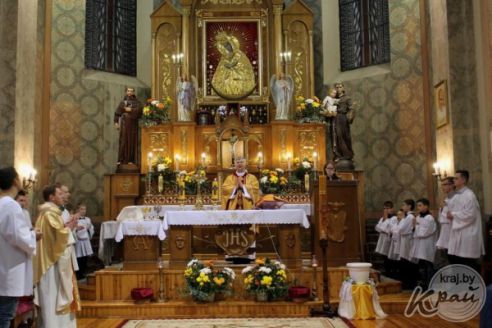 Православные и католики в Вилейке в один день отметили светлый праздник Воскресения Христа (фото)