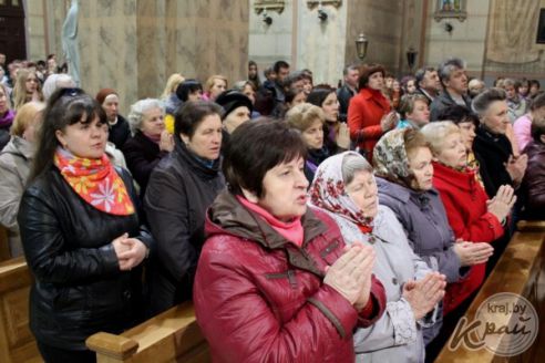 Православные и католики в Вилейке в один день отметили светлый праздник Воскресения Христа (фото)