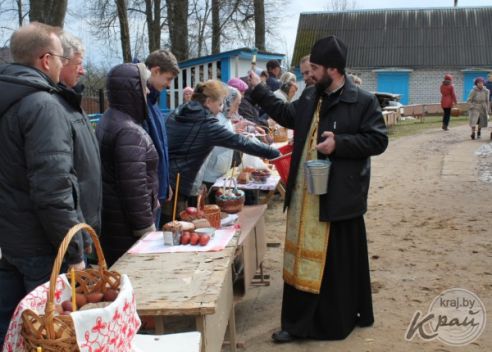 Православные и католики в Вилейке в один день отметили светлый праздник Воскресения Христа (фото)