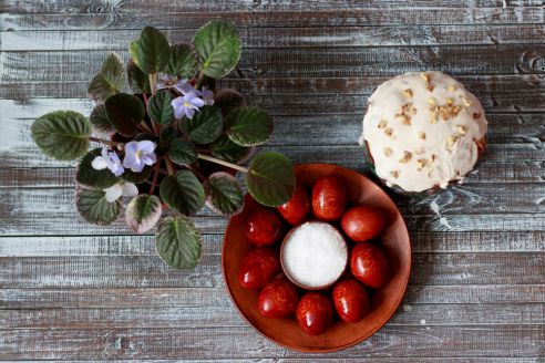 Первая в жизни крашенка и горы куличей. Как справляли Пасху жители нашего края (фото)