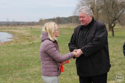 Вилейскому ЖКХ вручили ключи от нового мусоровоза за 45 тысяч евро (фото)