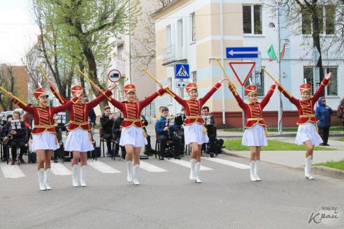Солдаты в городе. Как в Молодечно отпраздновали 9 Мая (фото, видео)