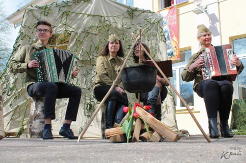 Солдаты в городе. Как в Молодечно отпраздновали 9 Мая (фото, видео)