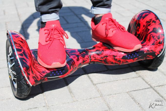 «На них даже дедули катаются!» Как Край.бай тестировал гироскутеры (фото)