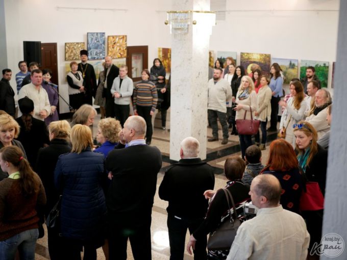 Картины продадут, средства перечислят дому-интернату. В Молодечно завершился пленэр «Святость земли белорусской» (фото)